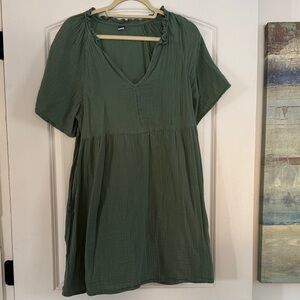 Old Navy Women's Green V-Neck Muslin Dress